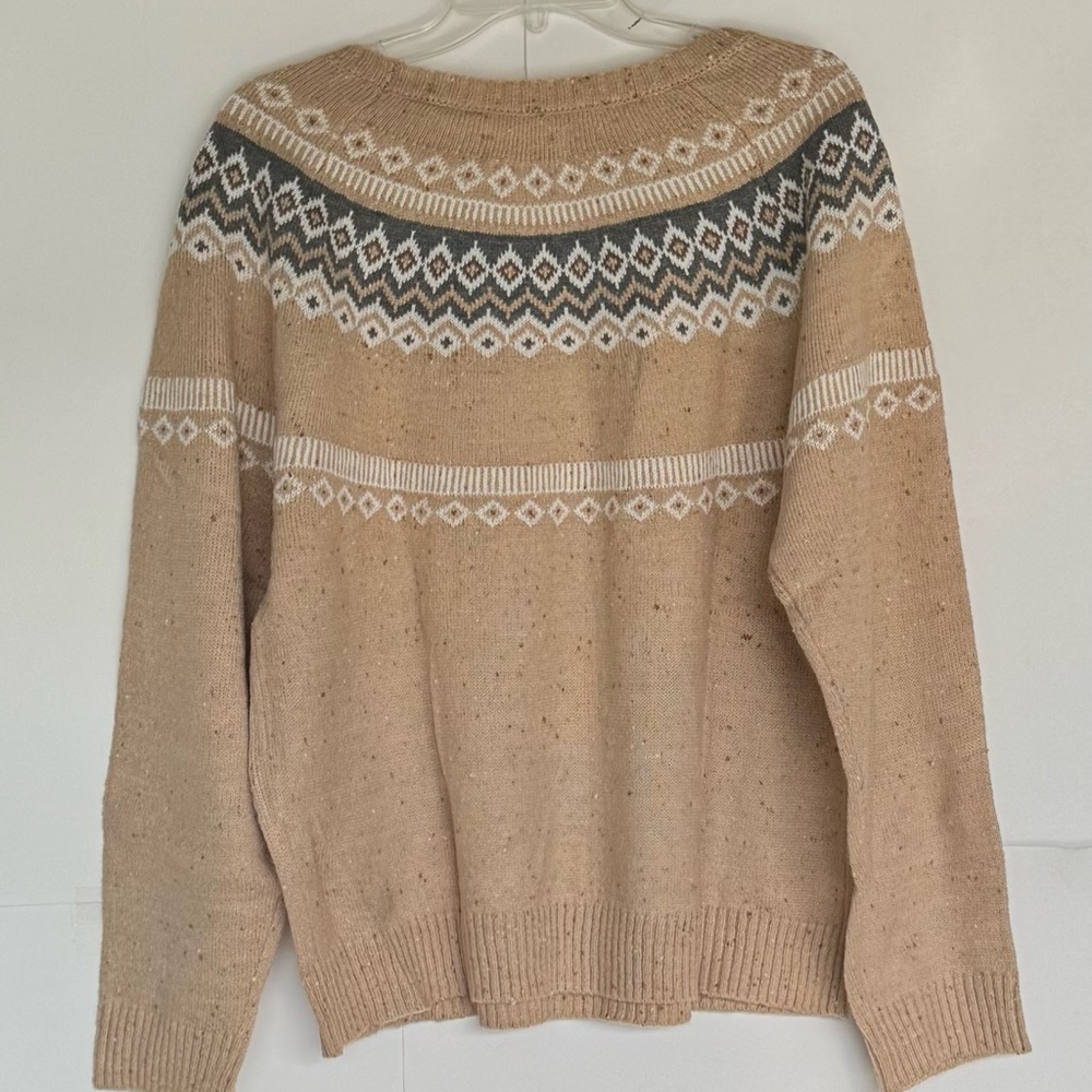 Weatherproof Beige and White Geometric Women's Sweater - Picture 2 of 4